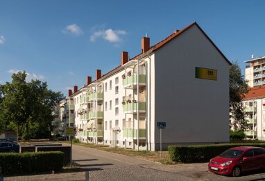 Wohnung zur Miete 396 € 2 Zimmer 49,5 m² Erdgeschoss Theodor-Neubauer-Str. 12 Damaschkestraße Halle 06130