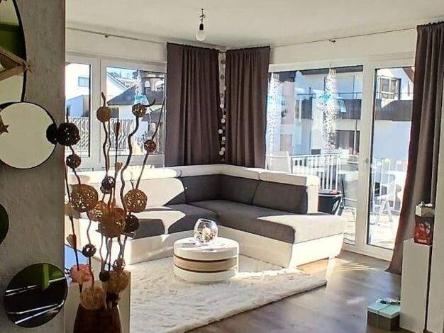 Wohnung zur Miete 1.090 € 3 Zimmer 80 m² Oedheim 74