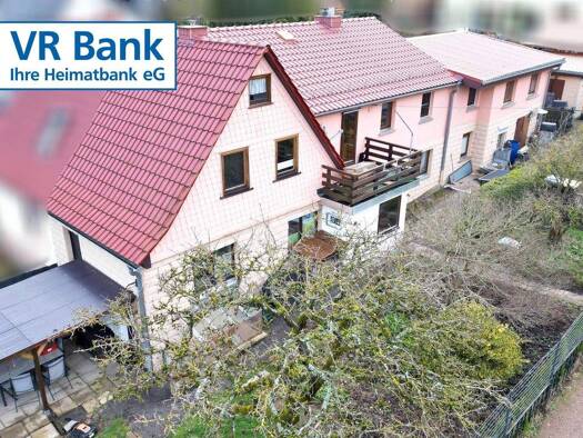 Doppelhaushälfte zum Kauf 160.000 € 6 Zimmer 160 m² 646 m² Grundstück frei ab 01.06.2026 Ruhla 99842