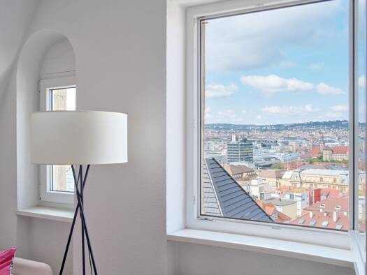 Wohnung zum Kauf 335.000 € 2,5 Zimmer 65 m² 5. Geschoss Mitte Stuttgart 70184