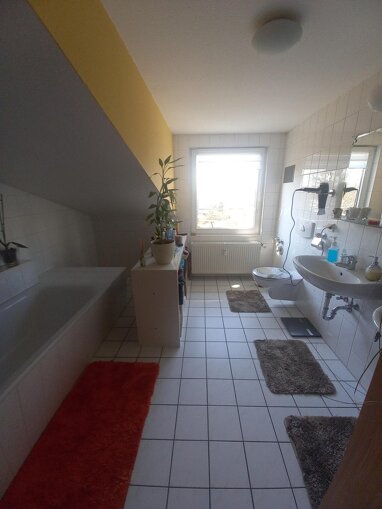 Wohnung zur Miete 670 € 3 Zimmer 115 m² 3. Geschoss Lindenaualle 28 Mitte Gotha 99867