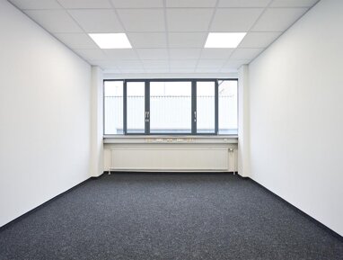 Bürofläche zur Miete 6,50 € 1.261,1 m² Bürofläche teilbar ab 600 m² Carl-Zeiss-Straße 5 Fellbach - Kernstadt Fellbach 70736