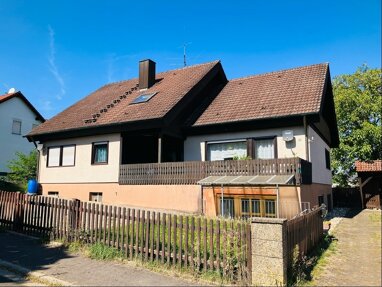 Einfamilienhaus zum Kauf 355.000 € 8 Zimmer 230 m² 794 m² Grundstück Uchenhofen Haßfurt 97437