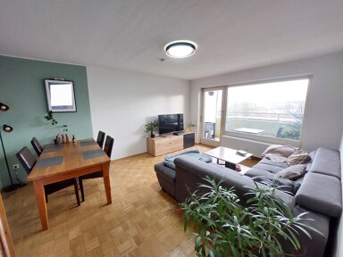 Wohnung zur Miete 738 € 3 Zimmer 82 m² 1. Geschoss frei ab 01.04.2025 Neustadt Neustadt an der Aisch 91413