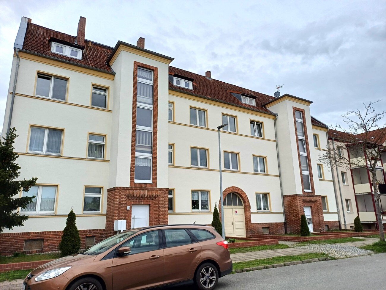 Wohnung zur Miete 765 € 3 Zimmer 95 m²<br/>Wohnfläche Jahnstr. 16 Rathenow Rathenow 14712