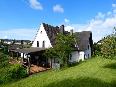 Mehrfamilienhaus zum Kauf 245.000 € 9 Zimmer 221,3 m² 2.253 m² Grundstück Heggen Finnentrop-Heggen 57413