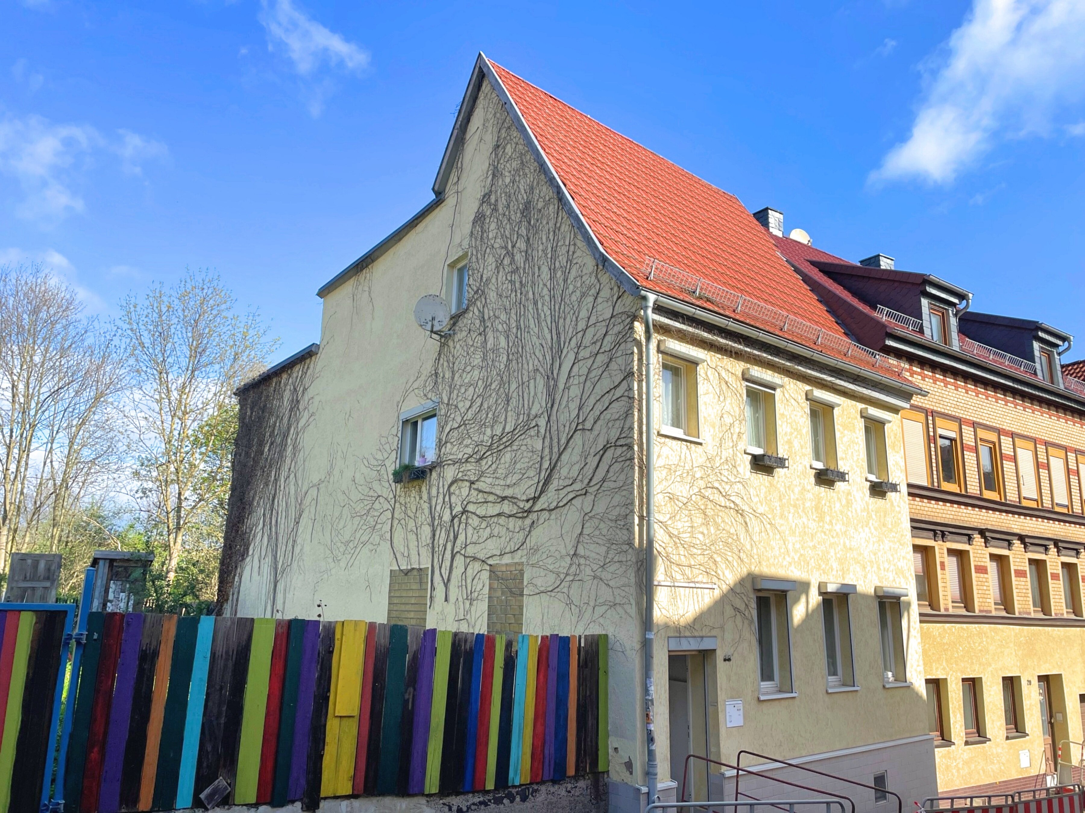 Einfamilienhaus zum Kauf 120.000 € 6 Zimmer 149 m²<br/>Wohnfläche 165 m²<br/>Grundstück Eisenach Eisenach 99817