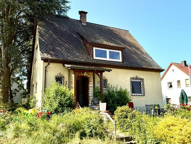 Einfamilienhaus zum Kauf 560.000 € 4 Zimmer 120 m² 700 m² Grundstück frei ab sofort Am Wiesengrund 3 Worzeldorf Nürnberg 90455