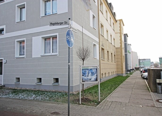 Wohnung zur Miete 340 € 2 Zimmer 53,1 m²<br/>Wohnfläche Erdgeschoss<br/>Geschoss Magdeburger Straße 51 Oschersleben Oschersleben 39387