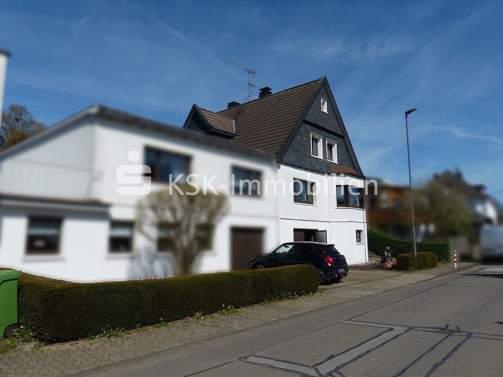 Mehrfamilienhaus zum Kauf 331.000 € 7 Zimmer 243 m²<br/>Wohnfläche 579 m²<br/>Grundstück Wipperfürth Wipperfürth 51688