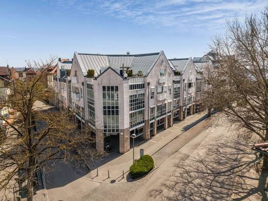 Wohnung zur Miete 1.995 € 2 Zimmer 82,6 m² 3. Geschoss frei ab sofort Bahnhofplatz 8 Starnberg 82319