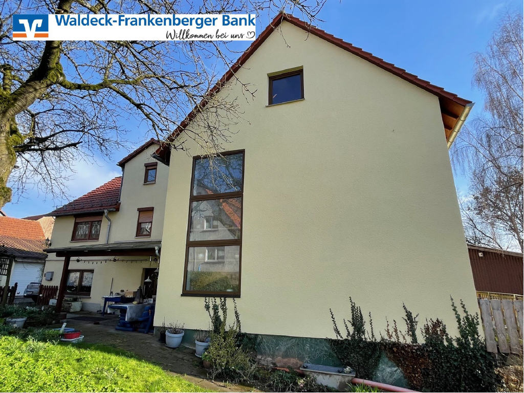 Haus zum Kauf 230.000 € 8 Zimmer 190 m²<br/>Wohnfläche 3.216 m²<br/>Grundstück Geismar Frankenberg (Eder)-Geismar 35066