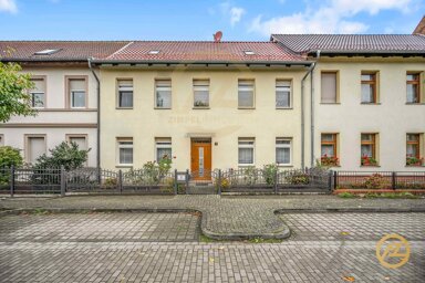 Reihenmittelhaus zum Kauf 157.000 € 8 Zimmer 140 m² 787 m² Grundstück Wahrburg Stendal 39576