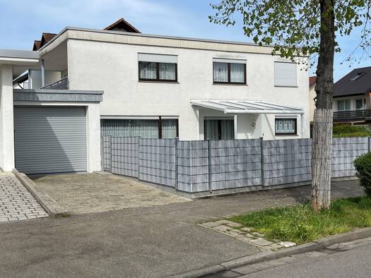 Einfamilienhaus zum Kauf provisionsfrei 620.000 € 7 Zimmer 149 m² 384 m² Grundstück Pleidelsheim 74385