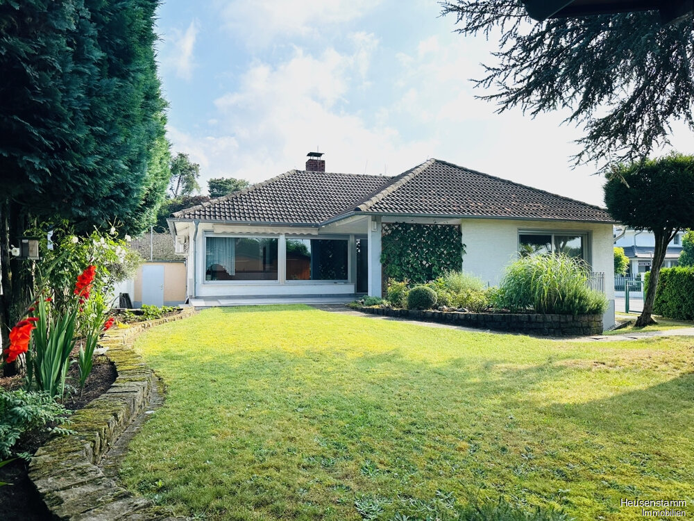 Bungalow zum Kauf 870.000 € 4 Zimmer 150 m²<br/>Wohnfläche 700 m²<br/>Grundstück Rembrücken Heusenstamm / Rembrücken 63150