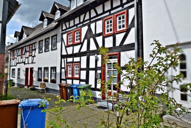 Mehrfamilienhaus zum Kauf 195.000 € 169 m² Grundstück Dierdorf Dierdorf 56269