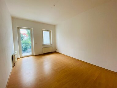 Wohnung zur Miete 375 € 2 Zimmer 62,4 m² 2. Geschoss Berliner Straße 18 Clara-Zetkin-Straße / Friedrich-Engels-Straße Gera 07545