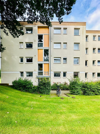 Wohnung zur Miete 635 € 2,5 Zimmer 66,7 m² 3. Geschoss frei ab 01.02.2025 Sylter Bogen 25 Suchsdorf Bezirk 2 Kiel 24107