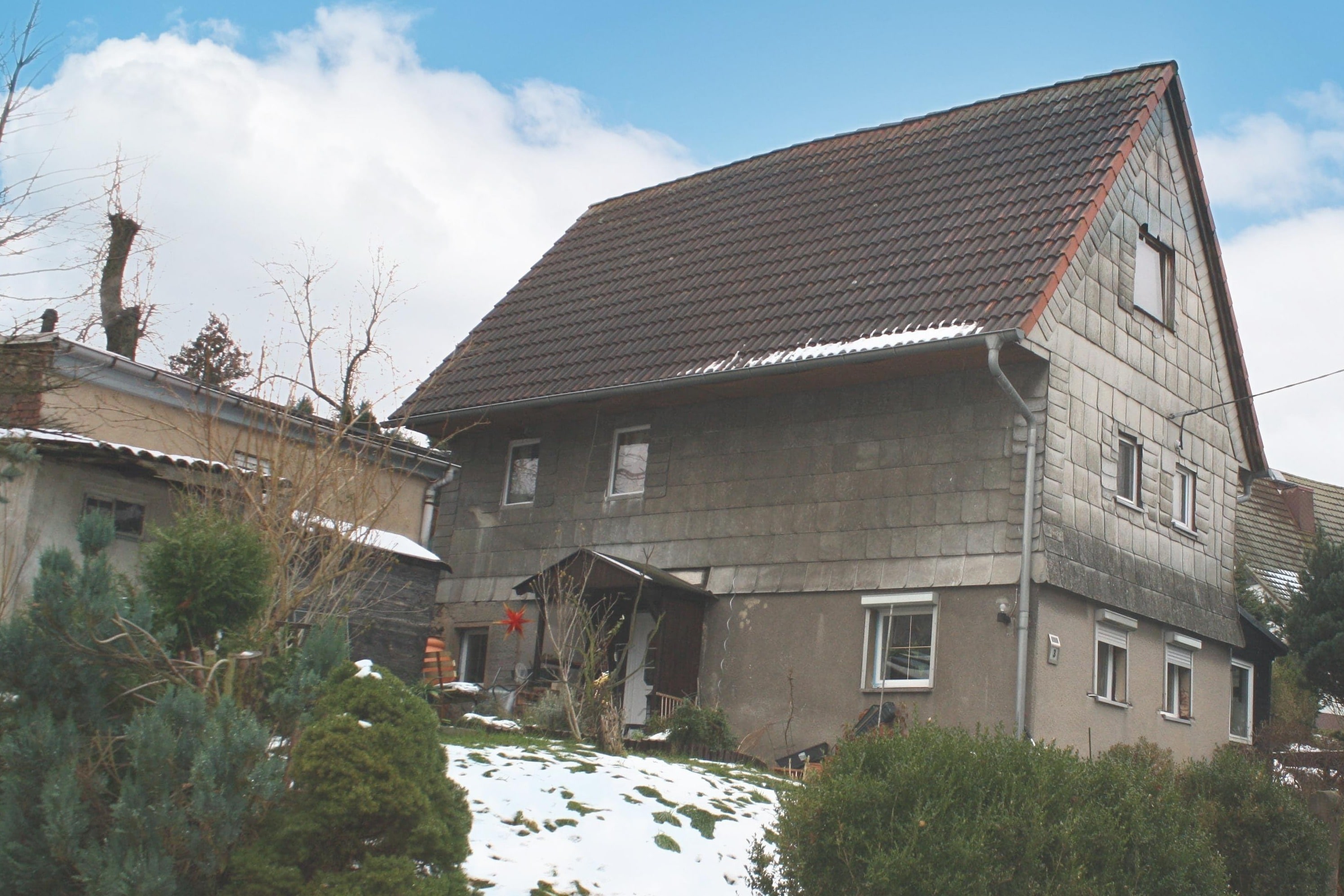 Einfamilienhaus zum Kauf 45.000 € 2,5 Zimmer 70 m² 1.082 m² Grundstück Methau Zettlitz 09306