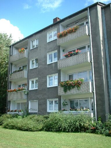 Wohnung zur Miete 650 € 3 Zimmer 77 m² 3. Geschoss Kaiserswerther Str. 113 Wanheim - Angerhausen Duisburg 47249