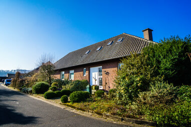Einfamilienhaus zum Kauf 399.000 € 5 Zimmer 250 m² 751 m² Grundstück Tecklenburg / Ledde 49545