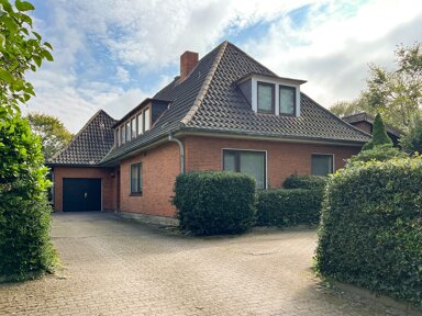 Mehrfamilienhaus zum Kauf 395.000 € 10 Zimmer 206 m² 861 m² Grundstück Zentrum Husum 25813