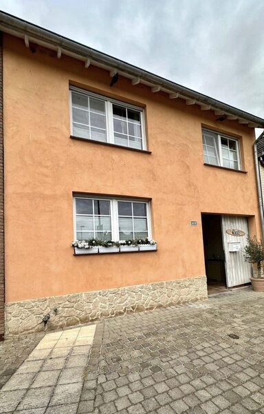 Reihenmittelhaus zum Kauf provisionsfrei 369.000 € 5 Zimmer 140 m² 128 m² Grundstück St. Clemensstr. Herrig Nordrhein-Westfalen - Erftstadt 50374