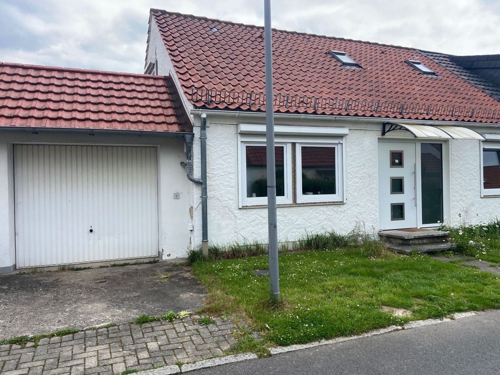 Doppelhaushälfte zum Kauf 265.000 € 4 Zimmer 97,5 m²<br/>Wohnfläche 375 m²<br/>Grundstück Hagenberg Göttingen 37079