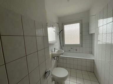 Wohnung zur Miete 360 € 2 Zimmer 46 m² 2. Geschoss Emmericher Str. 126 Obermeiderich Duisburg 47138