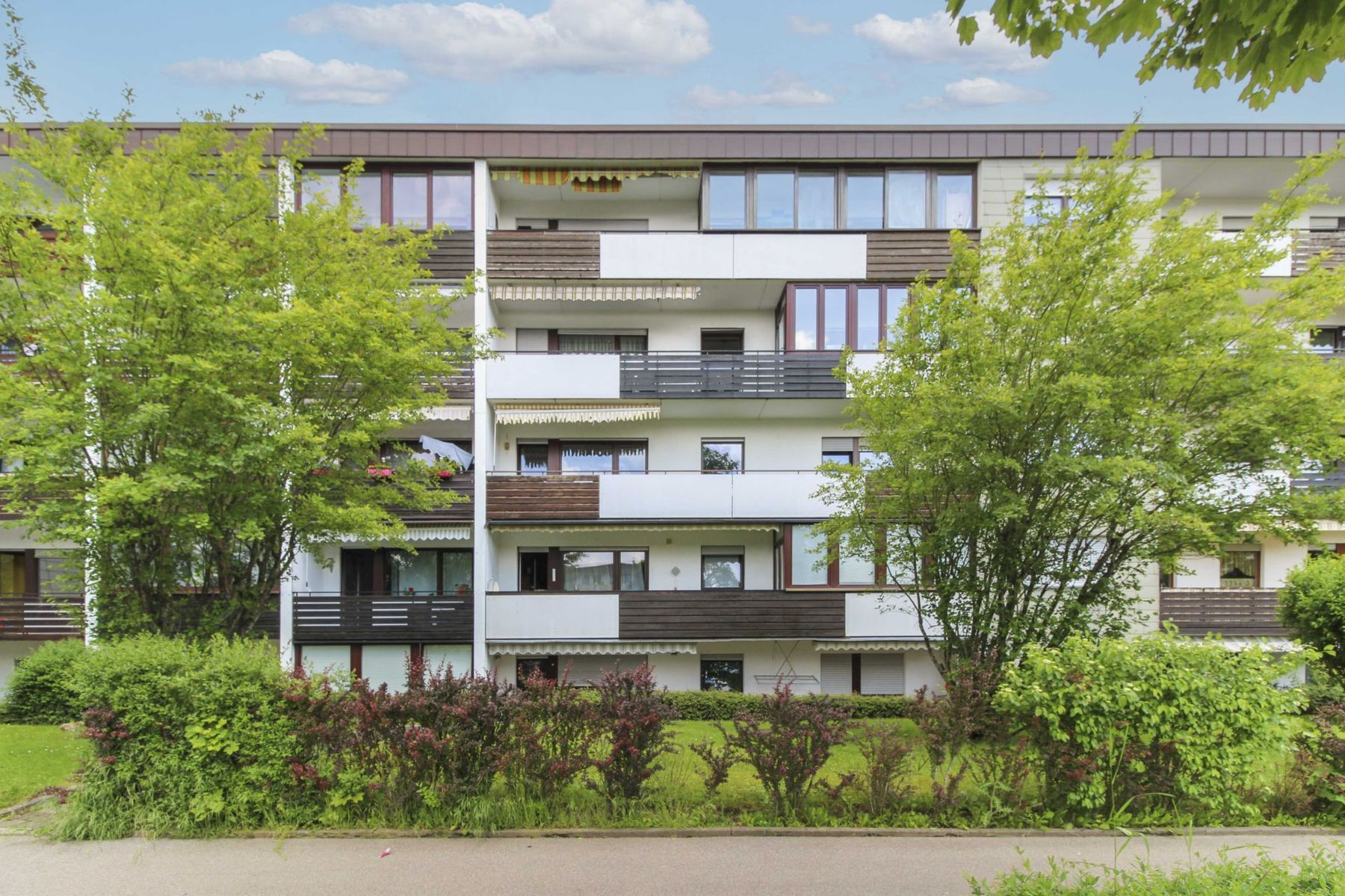 Immobilie zum Kauf 156.000 € 2 Zimmer 69,5 m²<br/>Fläche Wöschhalde Villingen-Schwenningen 78052