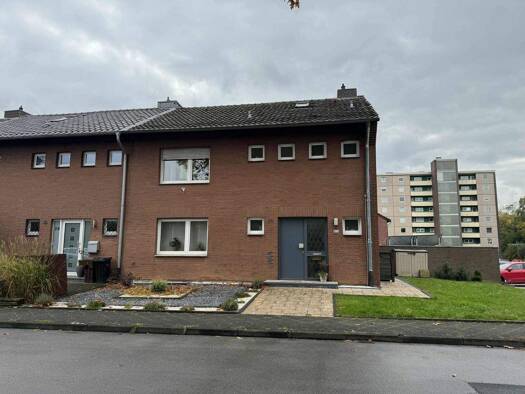 Einfamilienhaus zum Kauf 375.000 € 4 Zimmer 110 m² 462 m² Grundstück frei ab sofort Rheindahlen Mönchengladbach 41179