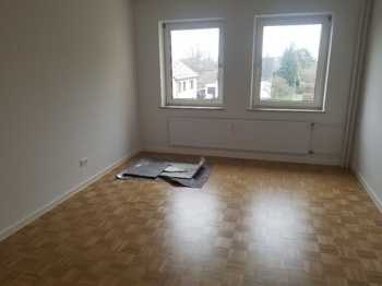 Wohnung zur Miete 690 € 2 Zimmer 81 m² 2. Geschoss Lehrte - Südwest Lehrte 31275
