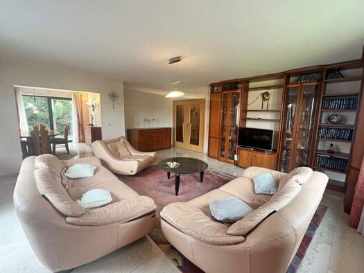 Wohnung zum Kauf 310.000 € 8 Zimmer 269 m² EG Baumener Straße 4b Waldbröl 51545