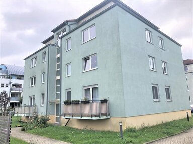 Wohnung zur Miete 540 € 3 Zimmer 75,8 m² 2. Geschoss frei ab 01.06.2025 Otto-Walther-Straße 19 Pirna Pirna 01796