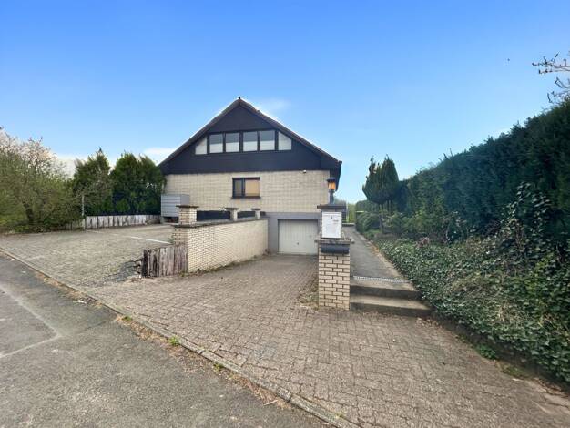 Einfamilienhaus zum Kauf 350.000 € 7 Zimmer 176 m² 833 m² Grundstück Atzenhausen Rosdorf 37124