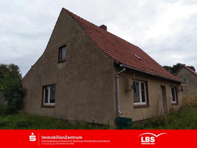 Einfamilienhaus zum Kauf 45.000 € 4 Zimmer 95 m² 2.386 m² Grundstück Niendorf Teterow 17166