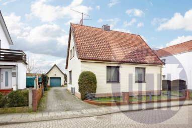 Mehrfamilienhaus zum Kauf 225.000 € 6,5 Zimmer 135 m² 998 m² Grundstück Soltau Soltau 29614