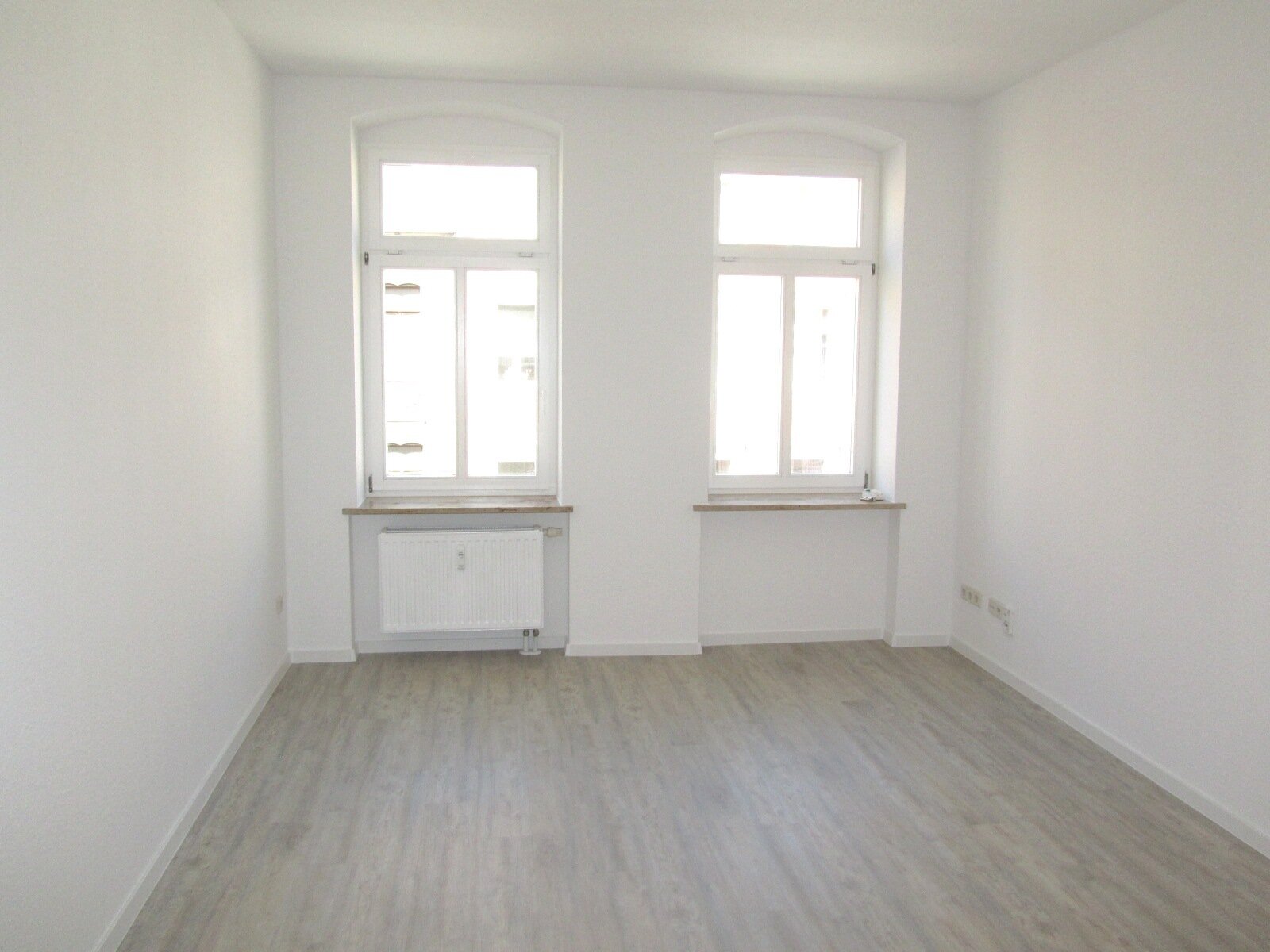Wohnung zur Miete 350 € 3 Zimmer 70 m²<br/>Wohnfläche 2. Stock<br/>Geschoss Ab sofort<br/>Verfügbarkeit Sonnenberg 211 Chemnitz 09130