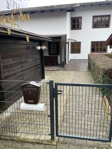 Reihenmittelhaus zur Miete 860 € 5 Zimmer 125 m² 200 m² Grundstück Lengthal Moosthenning 84164