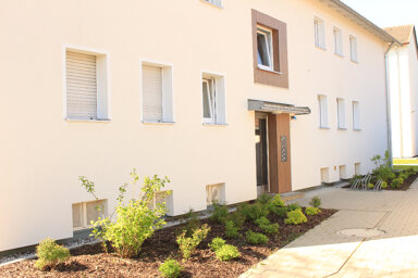 Wohnung zur Miete 556 € 2 Zimmer 50,5 m² EG frei ab 16.02.2025 Altenmarkter Straße 5 Heiligkreuz Trostberg 83308