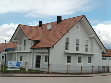 Doppelhaushälfte zur Miete 1.100 € 3,5 Zimmer 135 m² 150 m² Grundstück Langenmosen Langenmosen 86571