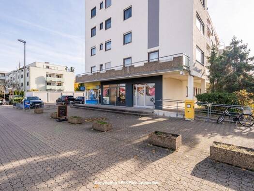 Laden zum Kauf 1.738 € 397 m² Verkaufsfläche Neureut Karlsruhe 76149