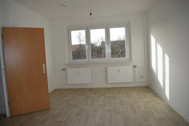 Wohnung zur Miete 420 € 4 Zimmer 71,7 m² 1. Geschoss Juri-Gagarin-Straße 47 West Gotha 99867