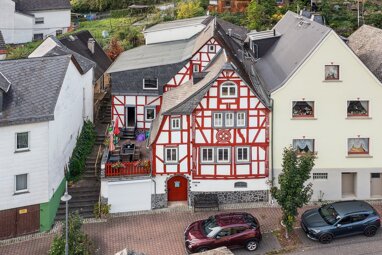 Mehrfamilienhaus zum Kauf 249.000 € 11 Zimmer 300 m² 326 m² Grundstück Wellmich Sankt Goarshausen 56346