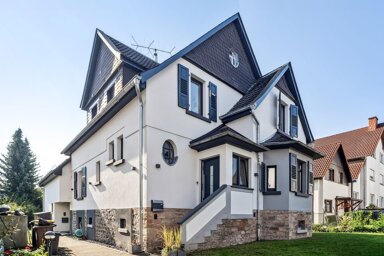 Haus zum Kauf 798.000 € 8 Zimmer 267 m² 1.048 m² Grundstück Bauernheim Friedberg (Hessen) 61169