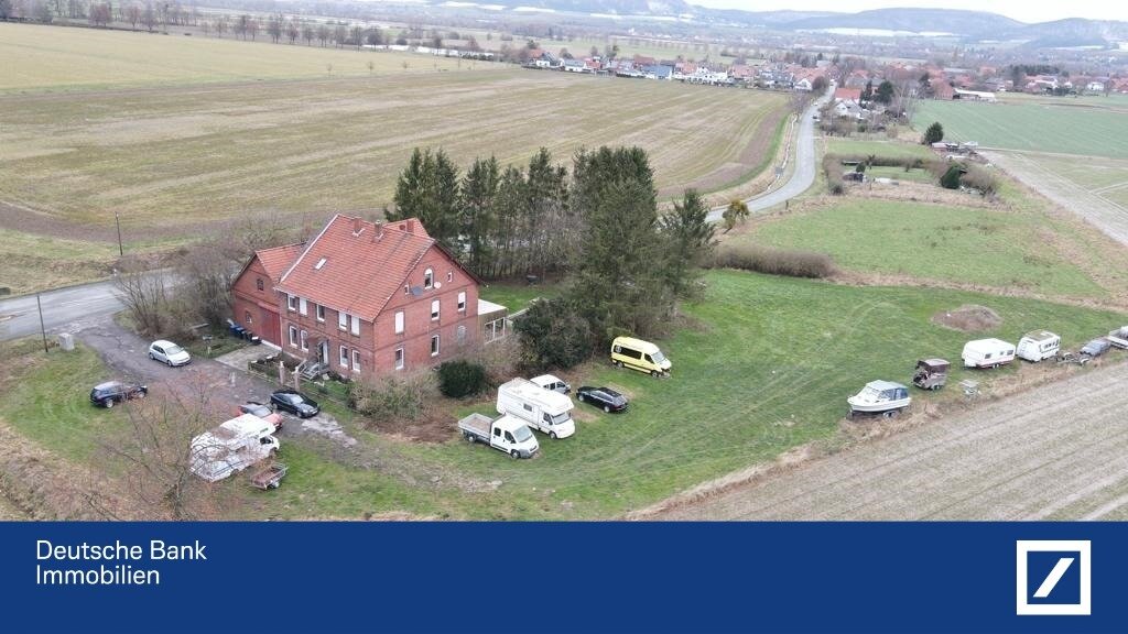 Einfamilienhaus zum Kauf 349.000 € 7 Zimmer 390 m²<br/>Wohnfläche 6.000 m²<br/>Grundstück Fuhlen Hessisch Oldendorf 31840