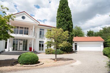 Villa zum Kauf 18 Zimmer 459 m² 7.985 m² Grundstück Steinhausen Büren 33142