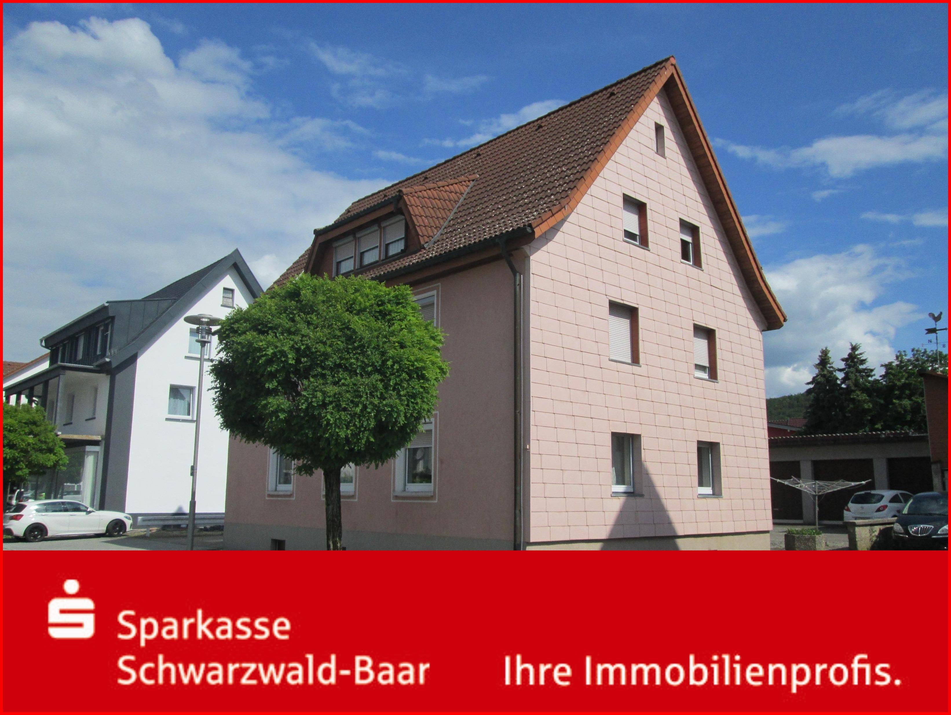 Mehrfamilienhaus zum Kauf 665.000 € 9 Zimmer 243 m²<br/>Wohnfläche 717 m²<br/>Grundstück Blumberg Blumberg 78176