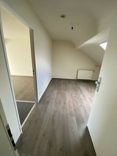 Wohnung zur Miete 300 € 2 Zimmer 25 m² 6. Geschoss Hauptbahnhof Saarbrücken 66111