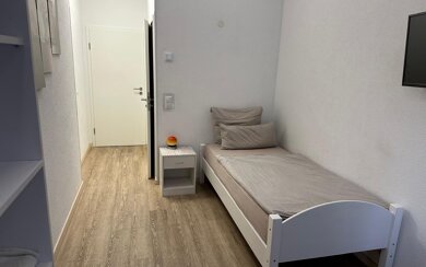 WG-Zimmer zur Miete Wohnen auf Zeit 530 € 8 m² frei ab 16.03.2025 Seestraße 0 Untereisesheim 74257